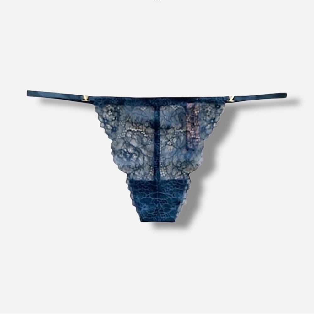 🌸New🌸 large Victoria’s Secret v-string panty